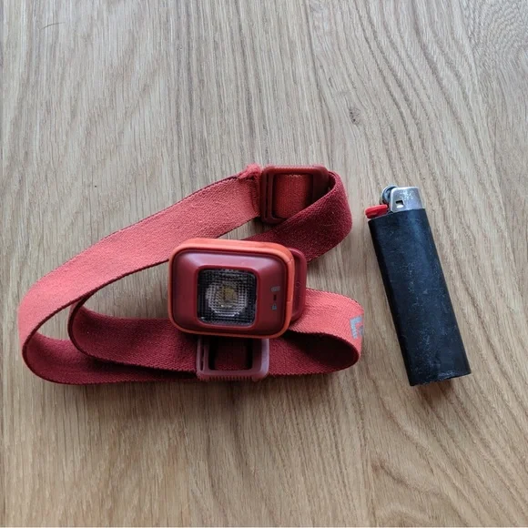 Black Diamond Iota Rechargeable Headlamp - Picture 3 of 7